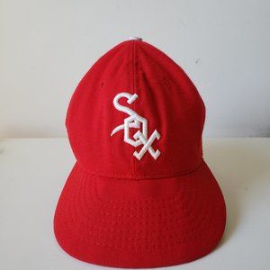Vintage Chicago White Sox Roman Pro Fitted Hat Cap Leather Band 6 3/4 USA Red